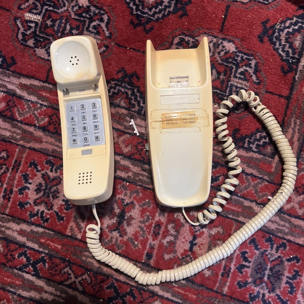 ITT 2500 Touch Tone Desk Phone Beige Vintage Landline Telephone Works 1984